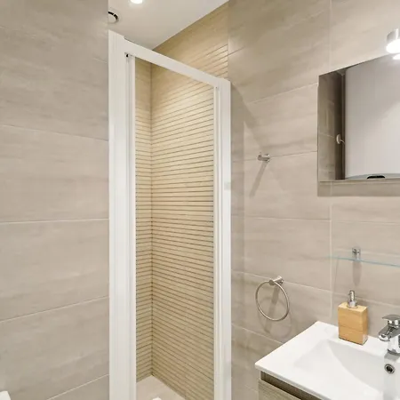Bnbnova - Louvre & Tuileries Gardens Apartmán *