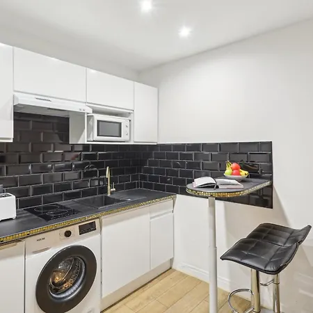 Bnbnova - Louvre & Tuileries Gardens Apartmán Paříž